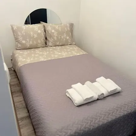 Cozy 1-bdroom In The Centre, Free Parking
