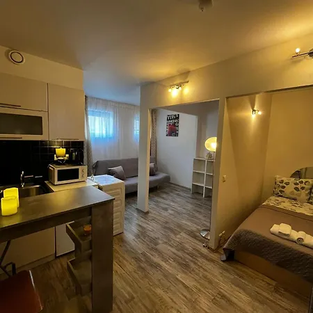 Cozy 1-bdroom In The Centre, Free Parking