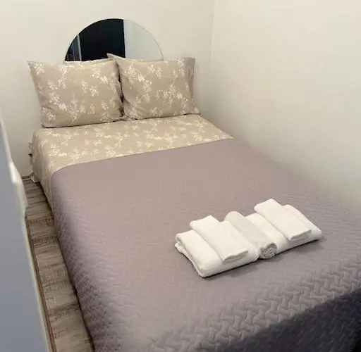 Cozy 1-bdroom In The Centre, Free Parking