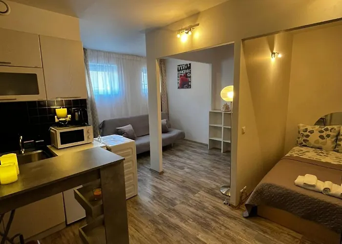 Cozy 1-bdroom In The Centre, Free Parking *