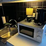 Cozy 1-bdroom In The Centre, Free Parking *