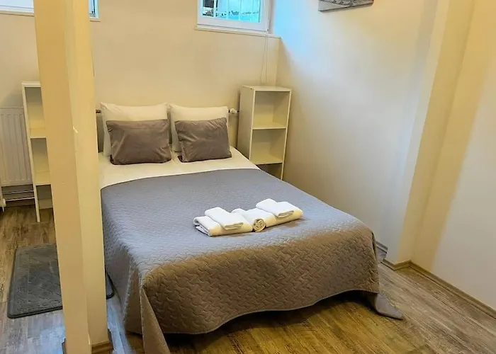 Apartament Cozy 1-bdroom In The Centre, Free Parking *