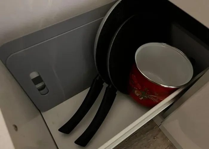 Cozy 1-bdroom In The Centre, Free Parking Apartament